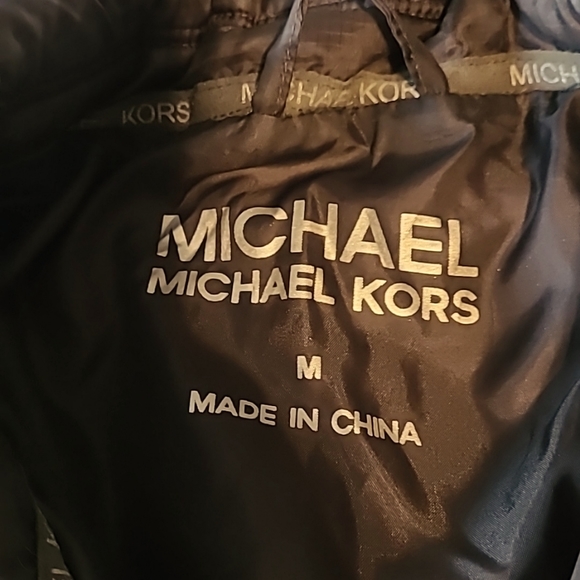 Michael Kors lightweight puffer vest - Picture 2 of 4